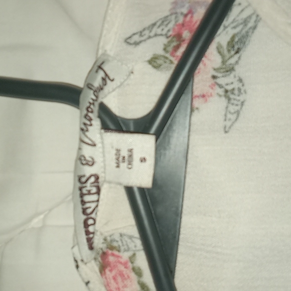 Cover up - Picture 3 of 3